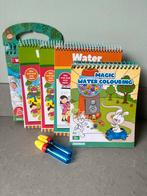 Kleuren met water, Hobby en Vrije tijd, Tekenen, Ophalen, Zo goed als nieuw, Potlood of Stift