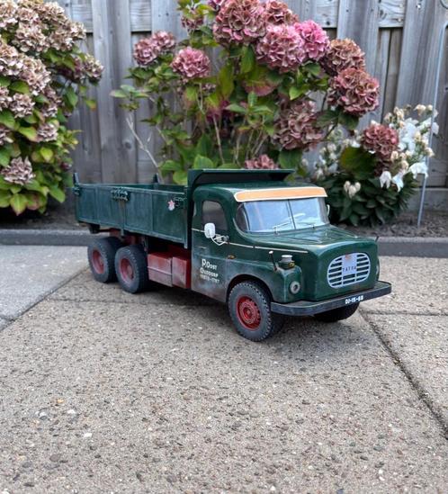 TATRA 148, Hobby en Vrije tijd, Modelauto's | 1:50, Zo goed als nieuw, Bus of Vrachtwagen, Ophalen