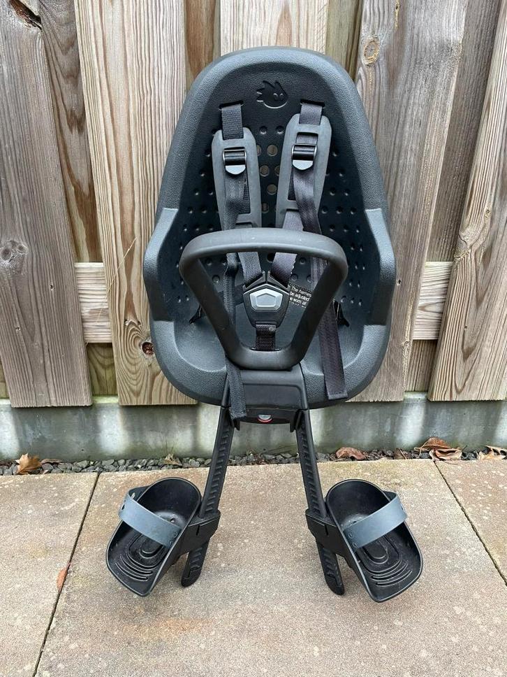 Thule Yepp 2 mini, Fietsen en Brommers, Fietsaccessoires | Fietsstoeltjes, Zo goed als nieuw, Voorzitje, 0 t/m 18 kg, Voetsteuntjes