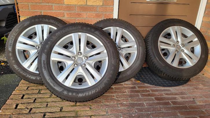 winterbanden op velg Peugeot 2008 en veel andere automerken, Auto-onderdelen, Banden en Velgen, Banden en Velgen, Winterbanden