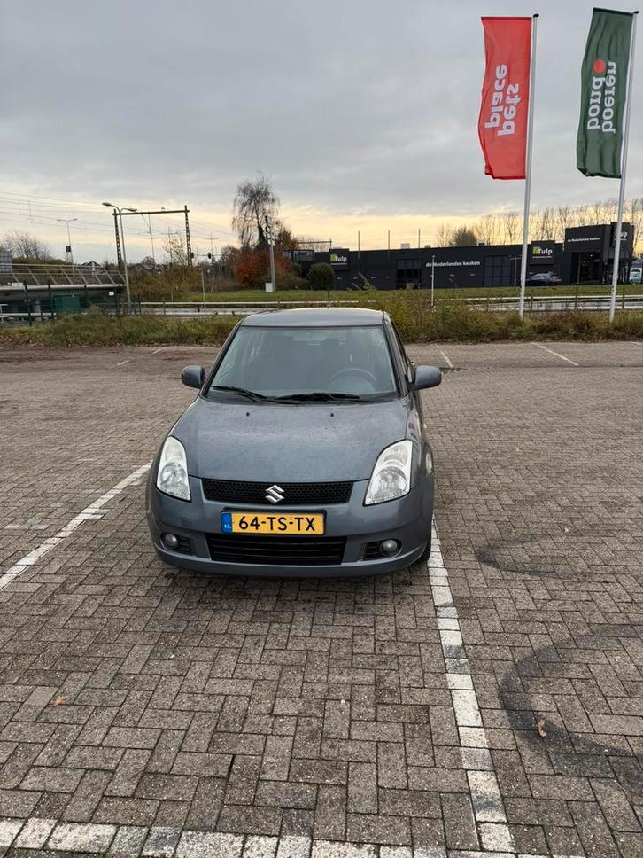 Suzuki Swift 1.3 5DRS 2007 Grijs met airco, Auto's, Suzuki, Particulier, Swift, Benzine, Euro 4, C, Hatchback, Handgeschakeld