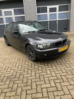 BMW 3-Serie (e90) 1.8 I 316 2004 Zwart, Origineel Nederlands, Te koop, 5 stoelen, 14 km/l