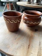 2 schattige retro potjes, Tuin en Terras, Bloempotten, Gebruikt, Rond, Binnen, Ophalen of Verzenden
