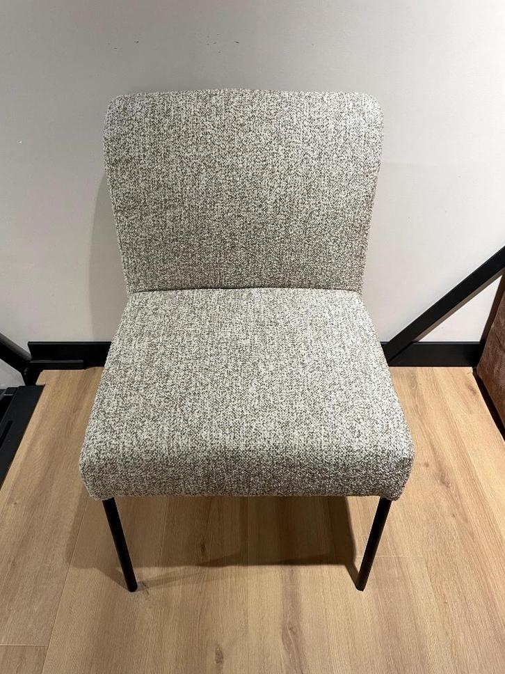 Eetkamerstoel COSMO PEPP interiors showmodel, Huis en Inrichting, Stoelen, Zo goed als nieuw, Eén, Metaal, Stof, Overige kleuren