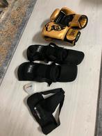 Kickboks spullen - Handschoenen, scheenbeschermers, Sport en Fitness, Vechtsporten en Zelfverdediging, Ophalen of Verzenden, Gebruikt
