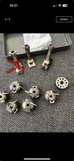 Naaimachine voetjes en spoelhuis/ Bernina, Hobby en Vrije tijd, Naaimachines en Toebehoren, Ophalen of Verzenden, Zo goed als nieuw