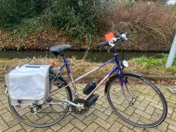 Damesfiets beschikbaar voor biedingen