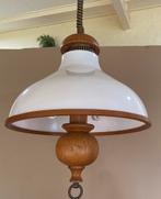 Hanglamp hout en melkglas, 42 cm doorsnede, Ophalen, Zo goed als nieuw, Glas