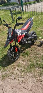 Motor aprilia zo goed als niuew, Kinderen en Baby's, Overige Kinderen en Baby's, Ophalen of Verzenden, Zo goed als nieuw