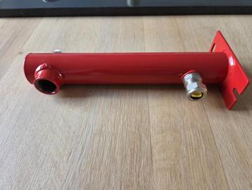 Expansievat beugel rood beschikbaar voor biedingen