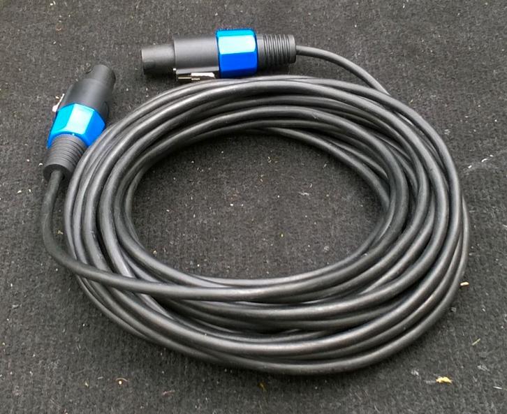 Luidsprekersnoer 10 meter, budget versie, Muziek en Instrumenten, Kabels en Stekkers, Zo goed als nieuw, Speaker of Versterker