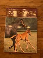 Elseviers Paardenboek in kleuren, Boeken, Gelezen, Caroline Silver, Ophalen of Verzenden, Paarden of Pony's