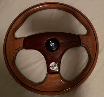 NOS Volvo Houten Stuurwiel beschikbaar voor biedingen