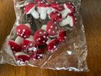 "18 Paddenstoelen Kerststekers" Nieuw in de Verpakking, Diversen, Kerst, Ophalen of Verzenden, Nieuw