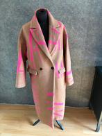 Eksept mooie beige/ neon roze lange winterjas mt 42/44 ZGAN, Beige, Maat 42/44 (L), Ophalen of Verzenden, Zo goed als nieuw