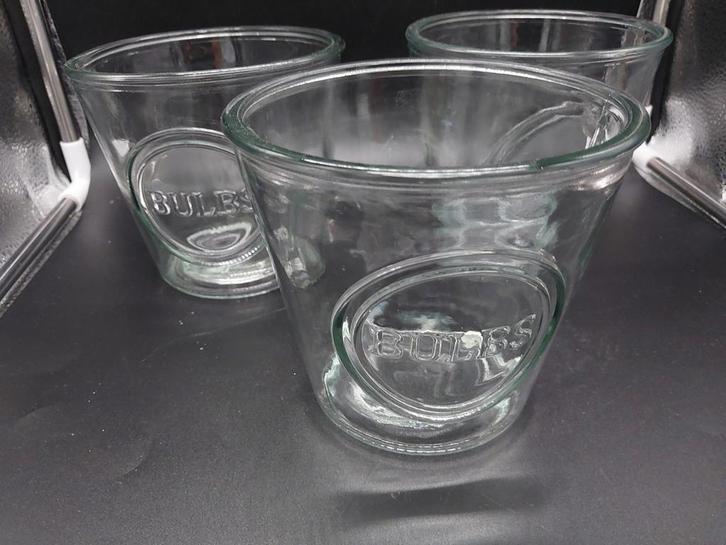 3 groene glazen Bulbs bloempotten, Huis en Inrichting, Woonaccessoires | Vazen, Zo goed als nieuw, Groen, Minder dan 50 cm, Glas