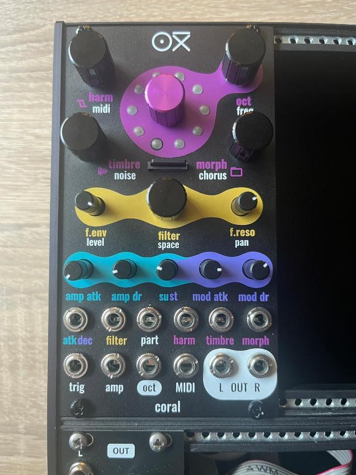 Oxi Coral - 8 onafhankelijke voices, Muziek en Instrumenten, Synthesizers, Zo goed als nieuw, Overige aantallen, Overige merken