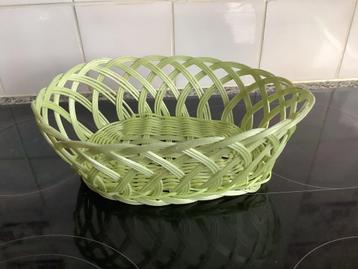 Retro plastic broodmandje/fruitmandje beschikbaar voor biedingen