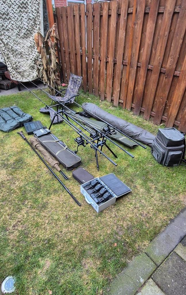 Karperset  carp set   moii, Watersport en Boten, Hengelsport | Karpervissen, Complete set, Ophalen of Verzenden