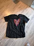 Dames T-shirt met hart print, Kleding | Dames, T-shirts, Maat 38/40 (M), Zwart, Ophalen of Verzenden, Generic
