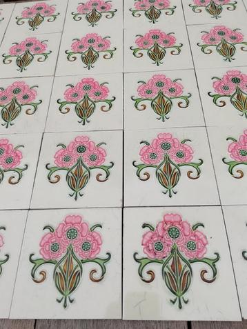 36 Prachtige art nouveau wandtegels opgelegde roze bloem beschikbaar voor biedingen