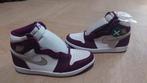 Nike Air Jordan High OG1 bordeaux maat 44.5 NIEUW!, Kleding | Heren, Schoenen, Overige kleuren, Nike, Nieuw, Ophalen of Verzenden