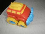 Auto plastic kleuter in vrolijke kleuren babyspeelgoed rood, Ophalen of Verzenden, Zo goed als nieuw, Overige typen, Met wieltjes