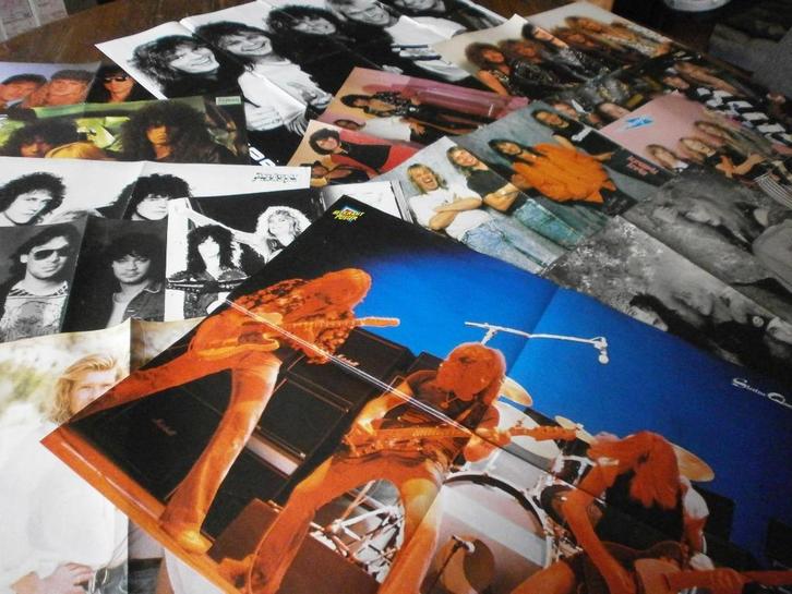 14 posters  Rockbands jaren 80 oa Iron Maiden. Van Halen, Verzamelen, Posters, Zo goed als nieuw, Muziek, A1 t/m A3, Verzenden