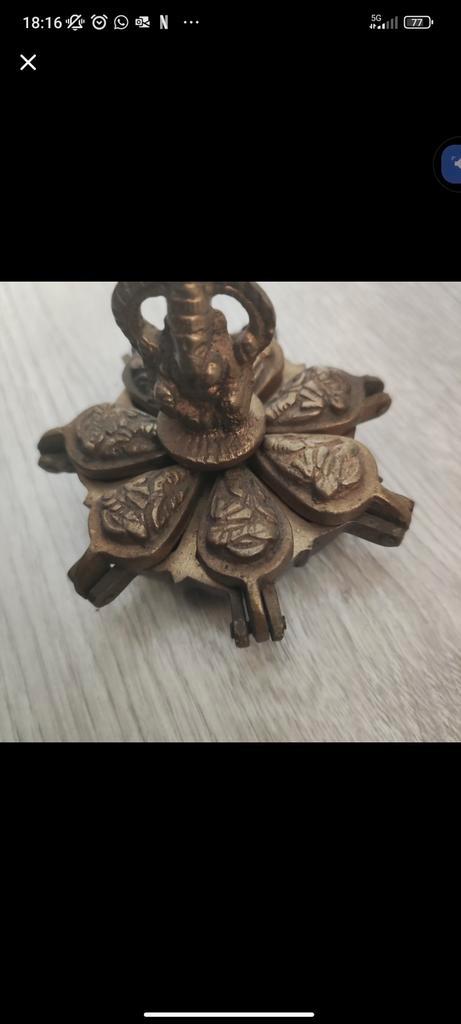Ganesha Tika/kumkum box *lotusdoosje*, Antiek en Kunst, Antiek | Koper en Brons, Ophalen of Verzenden