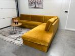 GRATIS LEVERING | SCANDINAVISCHE HOEKBANK OKERGEEL | Z.G.A.N, Huis en Inrichting, Stof, Hoekbank okergeel, Hoekbank, 300 cm of meer