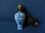 Schemerlamp met Chinese blauwwitte vaas Kangxi 1700-25 h. 27, Antiek en Kunst, Ophalen of Verzenden