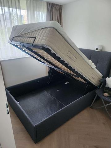 Ikea Bed Frame beschikbaar voor biedingen