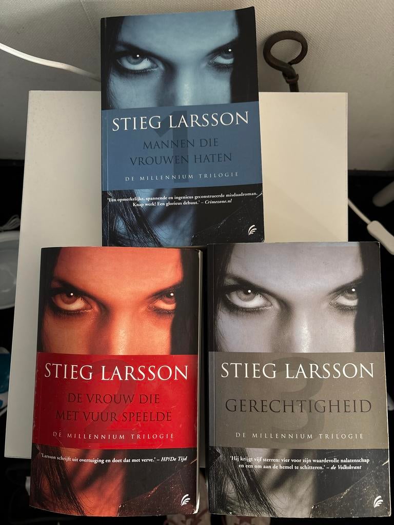 Stieg Larsson Millennium Trilogie - 3 Boeken, Ophalen of Verzenden, Zo goed als nieuw, Nederland