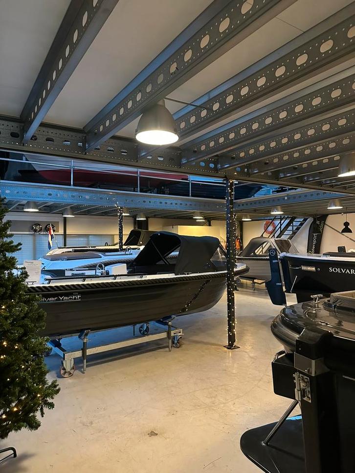 Mega december actie bij Watersportcenter Leiden, Watersport en Boten, Sloepen, Nieuw, 10 tot 30 pk, 3 tot 6 meter, Buitenboordmotor