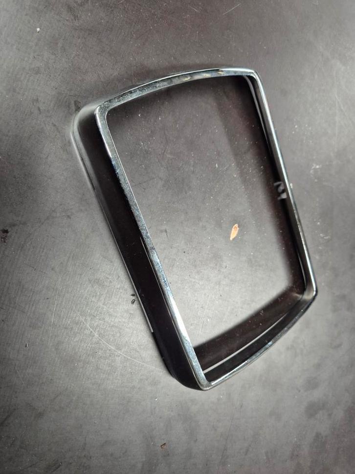 Nieuwe verchroomde originele koplamp rand., Fietsen en Brommers, Brommeronderdelen | Kreidler, Zo goed als nieuw, Koplamp, Ophalen of Verzenden