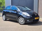 Toyota Yaris 1.3 VVTi Aspiration Ecc|Nap, Auto's, Voorwielaandrijving, Stof, Gebruikt, 4 cilinders