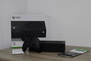 Xbox Series S 1TB 8K + 1Controller + 8 Spellen beschikbaar voor biedingen