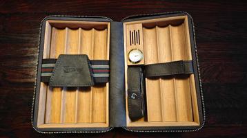 Nieuw: Sigaren Reis Humidor + Bevochtiger en Aansteker beschikbaar voor biedingen