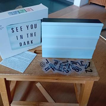 Light box beschikbaar voor biedingen