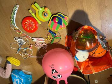 All children toys together for 10 euro