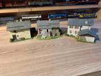 Gebouw  Kibri 3 stuks gebouwde zwitserse alpenwoningen, Hobby en Vrije tijd, Modeltreinen | H0, Overige merken, Gebruikt, Gelijkstroom of Wisselstroom