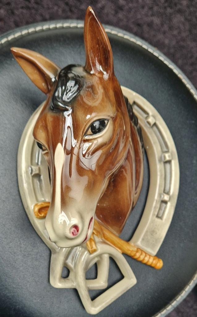 Schitterend PAARDENHOOFD hoefijzer rijzweep etc JEMA Holland, Verzamelen, Beelden en Beeldjes, Gebruikt, Dier, Ophalen of Verzenden