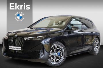 BMW iX xDrive40 | Sportpakket | Panoramadak | Trekhaak elekt beschikbaar voor biedingen