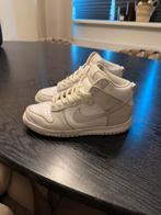 Nike dunk high retro vast grey maat 37 licht grijze nikes, Ophalen of Verzenden, Grijs, Sneakers of Gympen, Zo goed als nieuw