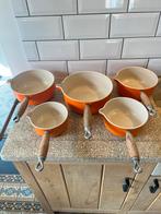 Le creuset 5 delige gietijzeren set  pannenset, Ophalen, Zo goed als nieuw, Pannenset