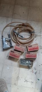 Senco Nietpistool., Doe-het-zelf en Verbouw, Gereedschap | Lasapparaten, Ophalen of Verzenden, Gebruikt, Minder dan 150 ampère