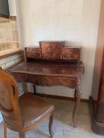 Antiek bureau, Ophalen