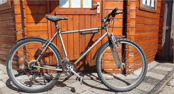 mountenbike beschikbaar voor biedingen