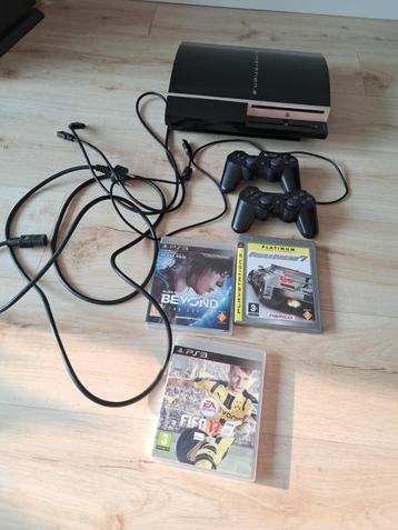Playstation 3 (CECHH04) set, nette staat en werkende staat beschikbaar voor biedingen