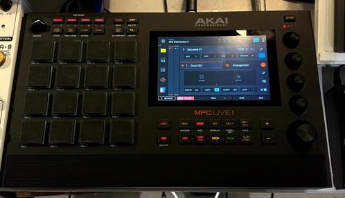 Akai MPC Live II incl SSD, MPC Bible V3, packs/plugins, Muziek en Instrumenten, Samplers, Zo goed als nieuw, Ophalen of Verzenden